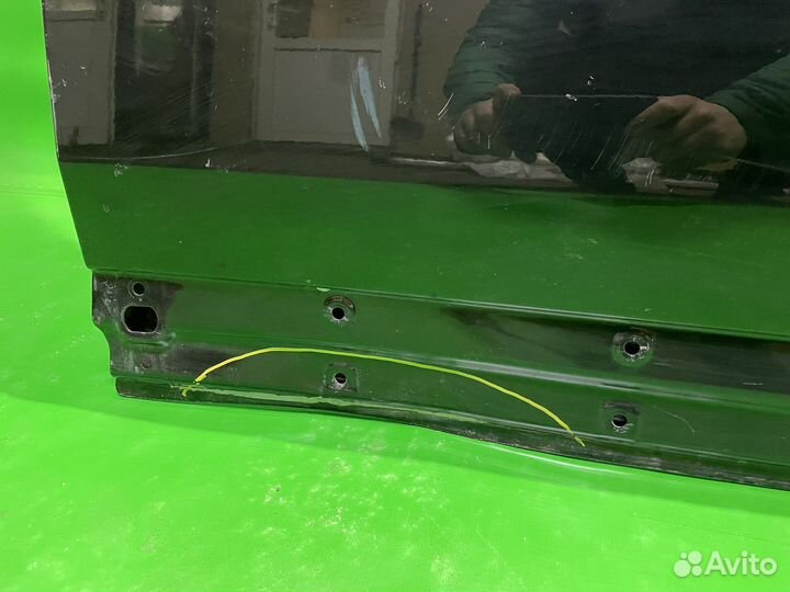 Дверь передняя правая Discovery 3, 4 2004-2016