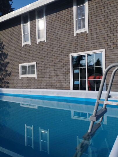 Коттедж 200 м² на участке 5 сот.