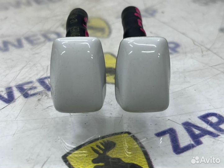 Форсунки лобового стекла Volvo S80 2015