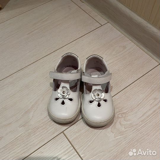 Туфли для девочки 22 размер