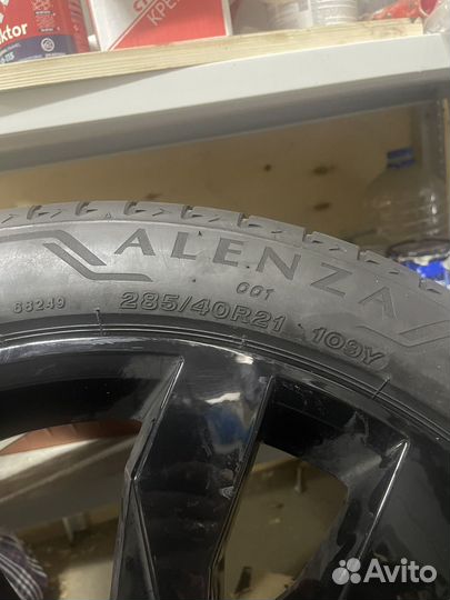 R21 Bridgestone Alenza 001 285/40, PCD 5x112 DIA 66.6