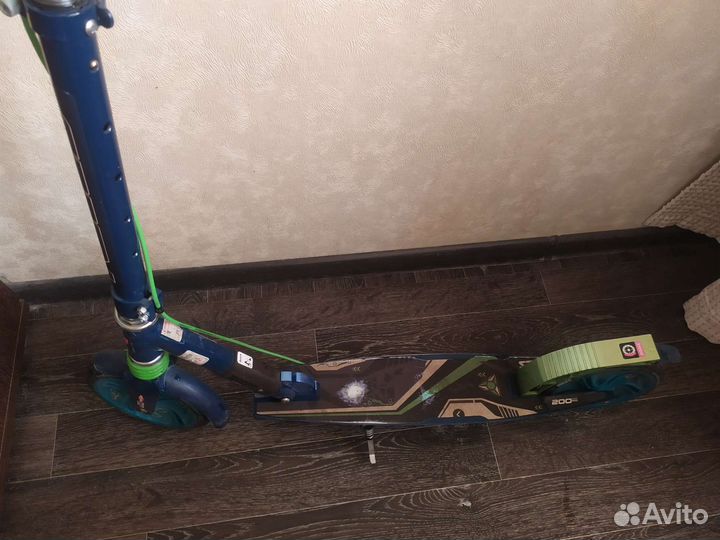 Самокат взрослый roces 200