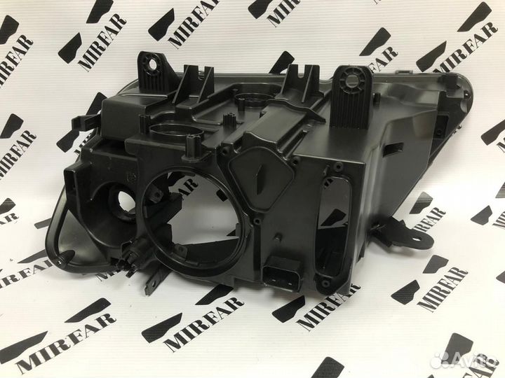 Правый корпус фары BMW X3 F25 2010-2014 Дорест