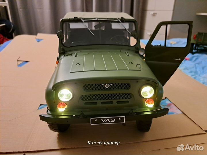 Соберите Легендарный Внедорожник УАЗ 469 1\8