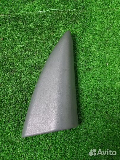 Уголок двери левый Mercedes-Benz M-Class W163 M112