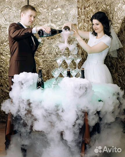 Пирамида из бокалов