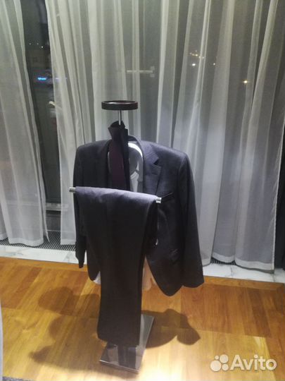 Отпаривание свадебных платьев и костюмов