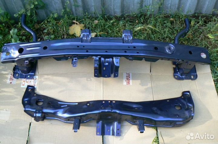 Усилители переднего бампера Lancer X