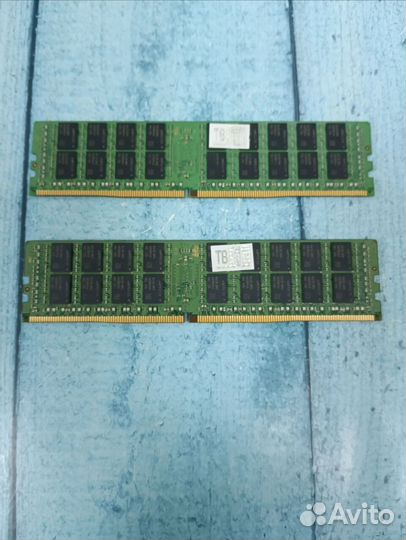 Серверная память 32GB DDR4 2133 Samsung REG ECC