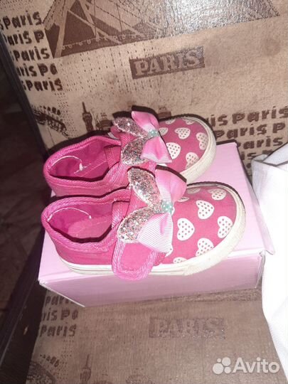 Туфли кроссовки детские