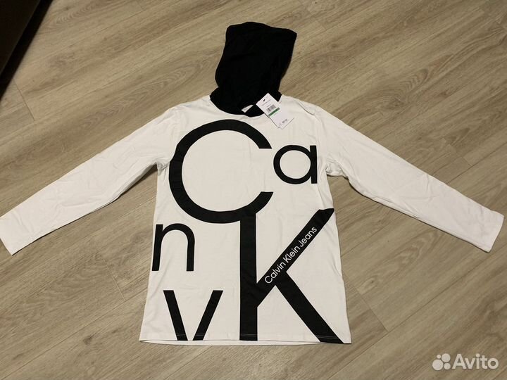 Лонгслив новый Calvin Klein