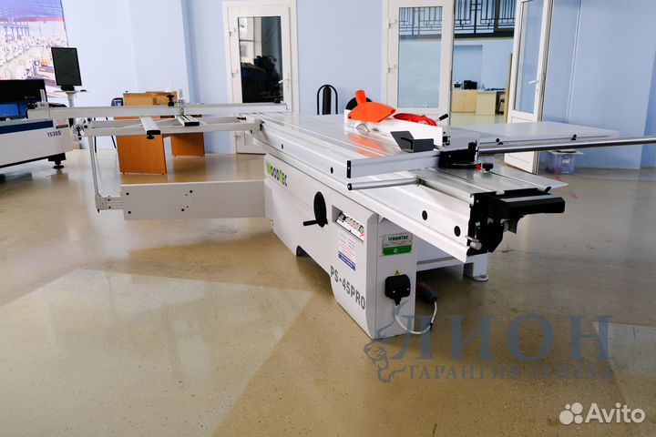 Форматно-раскроечный станок WoodTec 3200