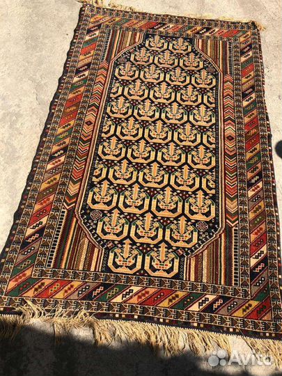 Ковер шерстяной ручной работы старинный