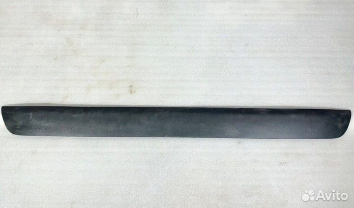 Накладка двери багажника Toyota Rav4 XA50 2019