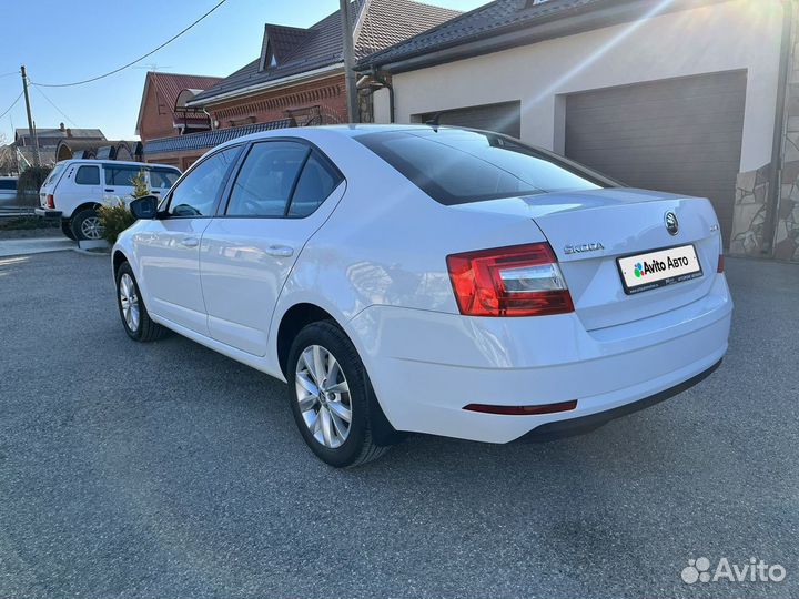 Skoda Octavia 1.6 AT, 2018, 98 000 км