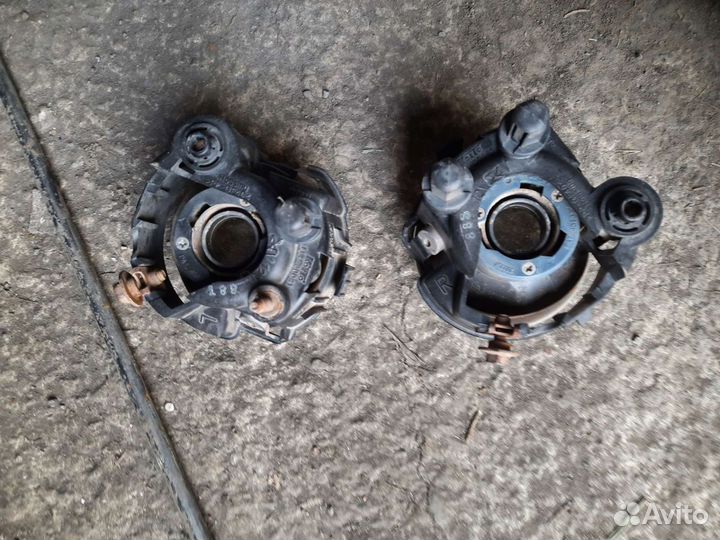 Продам туманки на субару форестер SH5 2шт