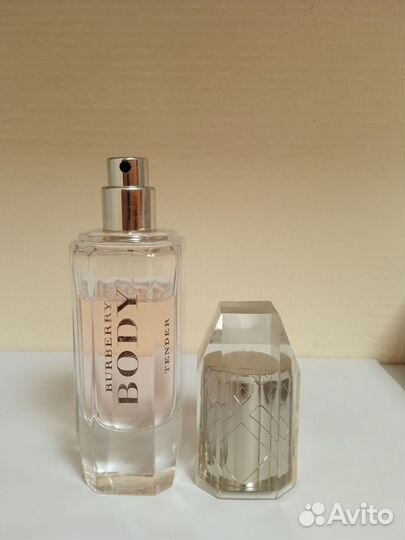 Givenchy dahlia Divin, burberry body tender винтаж