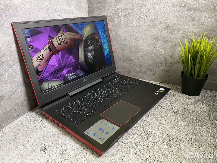 Игровой почти как новый ноутбук Dell