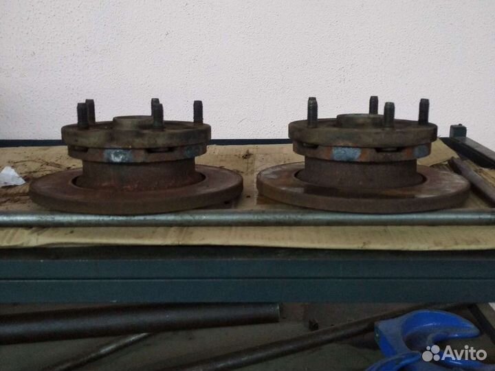 Ступицы задние в сборе на форд транзит