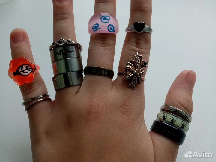 Кольца, браслеты, цепочки, подвески