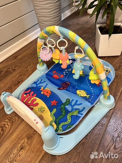 Развивающий коврик с пианино