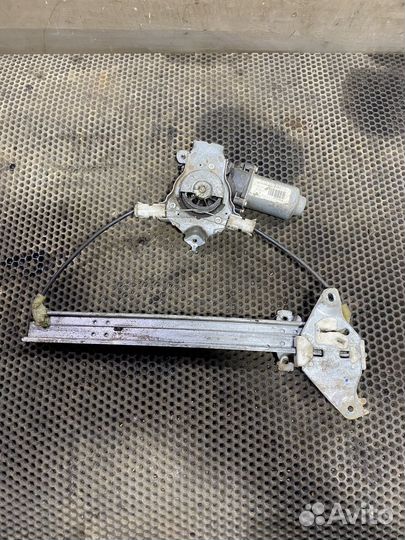 Стеклоподъёмник задний левый Nissan Qashqai J10