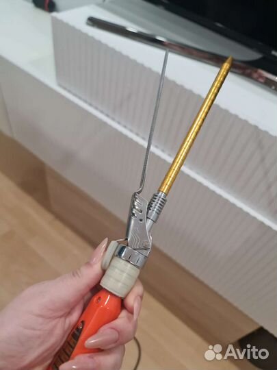 Плойка для завивки волос