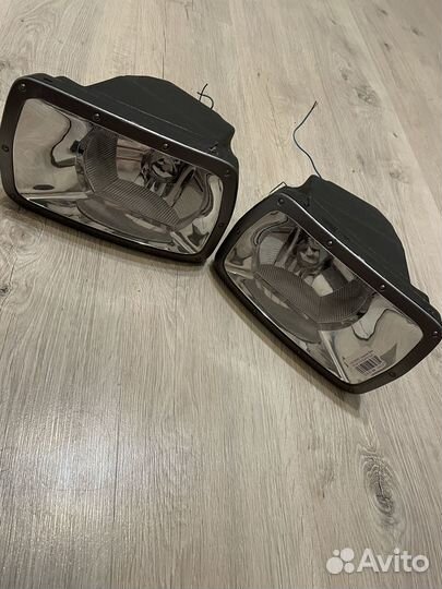 Туманки Nissan Serena C24