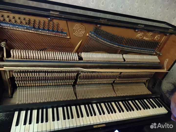 Пианино Ronisch (Германия, 19-й век)