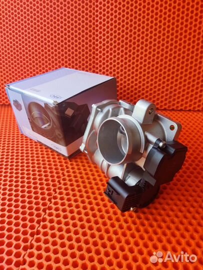 Электронный дроссель на Ваз 21116 8 клап. Новый