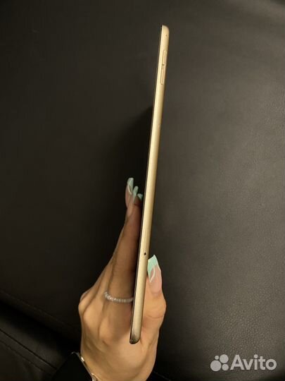 Apple iPad mini 4 128gb Wi-Fi + Cellular Gold