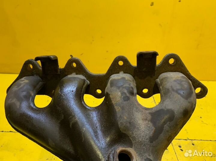 Коллектор выпускной Mitsubishi Lancer 9 2003-2005