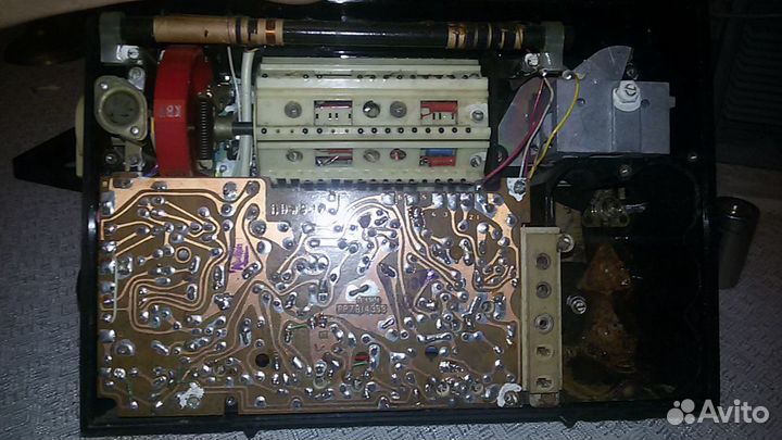 Радиоприемник ретро VEF 202