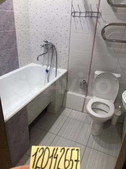 2-к. квартира, 42 м², 2/5 эт.