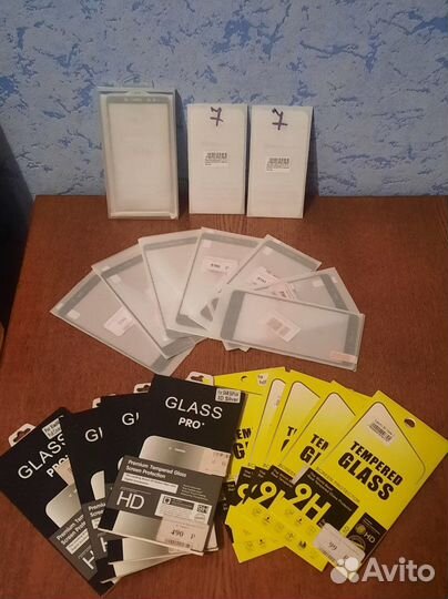 Чехлы на телефон