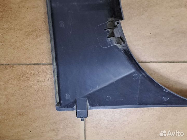 Диффузор радиатора 4M41 Mitsubishi Pajero 3