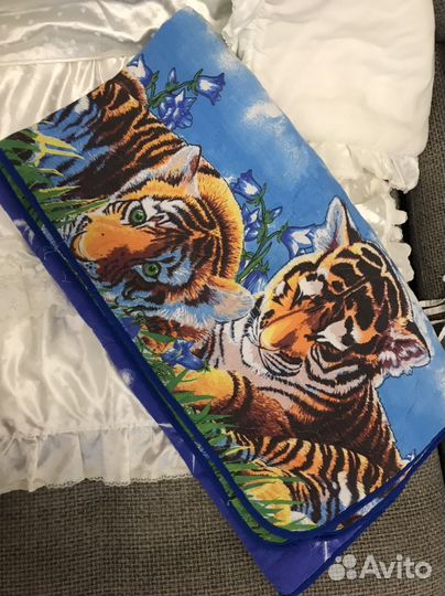 Бортики на кроватку