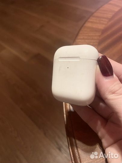Кейс для airpods 2 с одним наушником (левый)