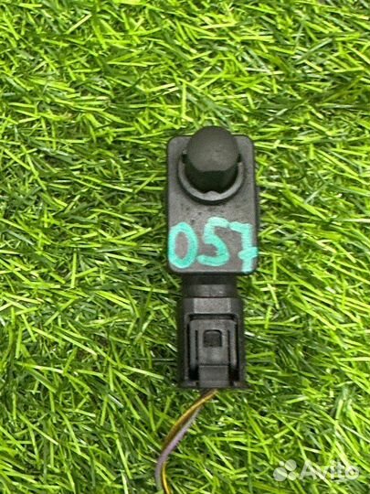 Датчик открытия капота Bmw 5-Series E60 N47D20A