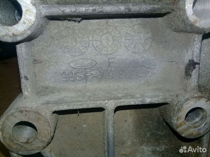 Кронштейн генератора 2.0 USA Ford Focus 1