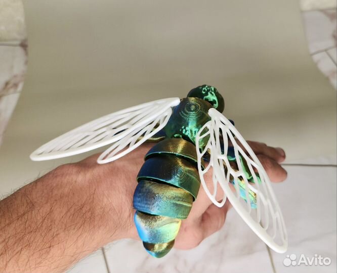 Пчела радужная подвижная 3Д печать