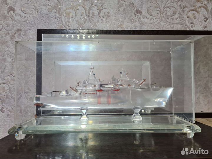 Макет боевого корабля СССР, оргстекло