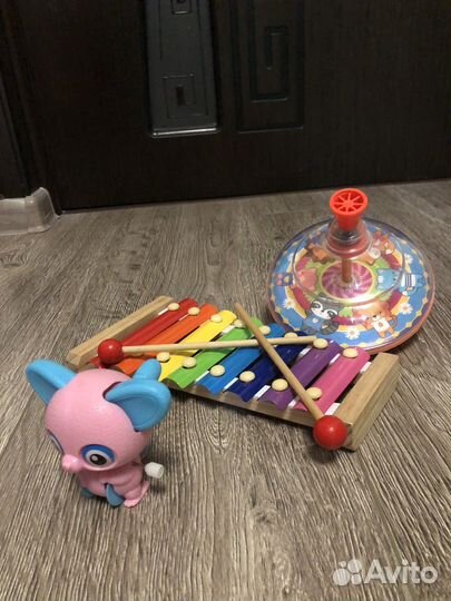 Игрушки