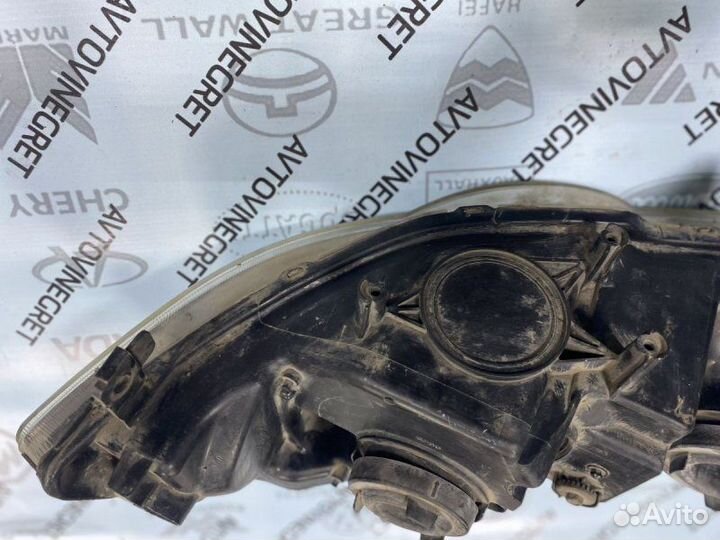 Фара правая Honda Odyssey Ii (1999–2001)