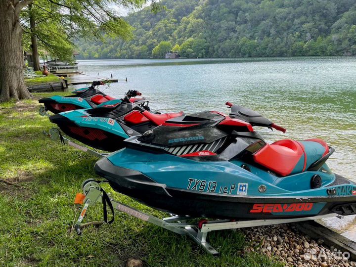 Слип для гидроцикла, рампа для парковки, причал