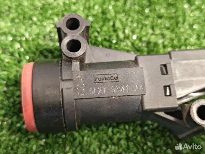 Выключатель подачи топлива Ford Focus 2 хэтчбек