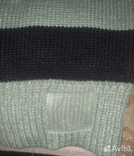 Шапка plohoyparen