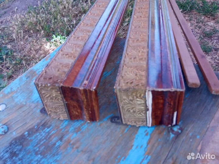 Пара старинных карнизов с лепниной бу