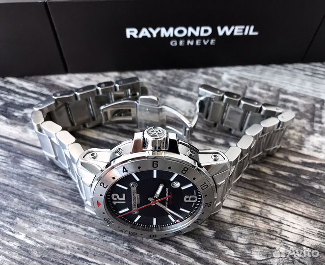 Часы Raymond Weil Nabucco GMT 44mm