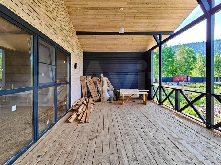 Дом 173 м² на участке 7,2 сот.